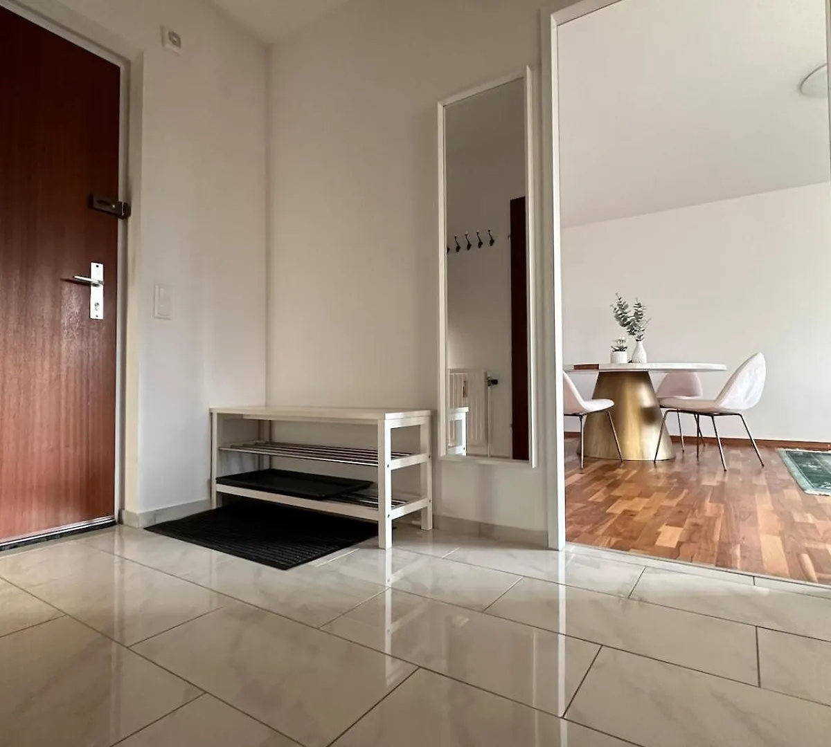 Bright & Stylish Apartment In Vienna - Newly Renovated, City Center Easy To Reach