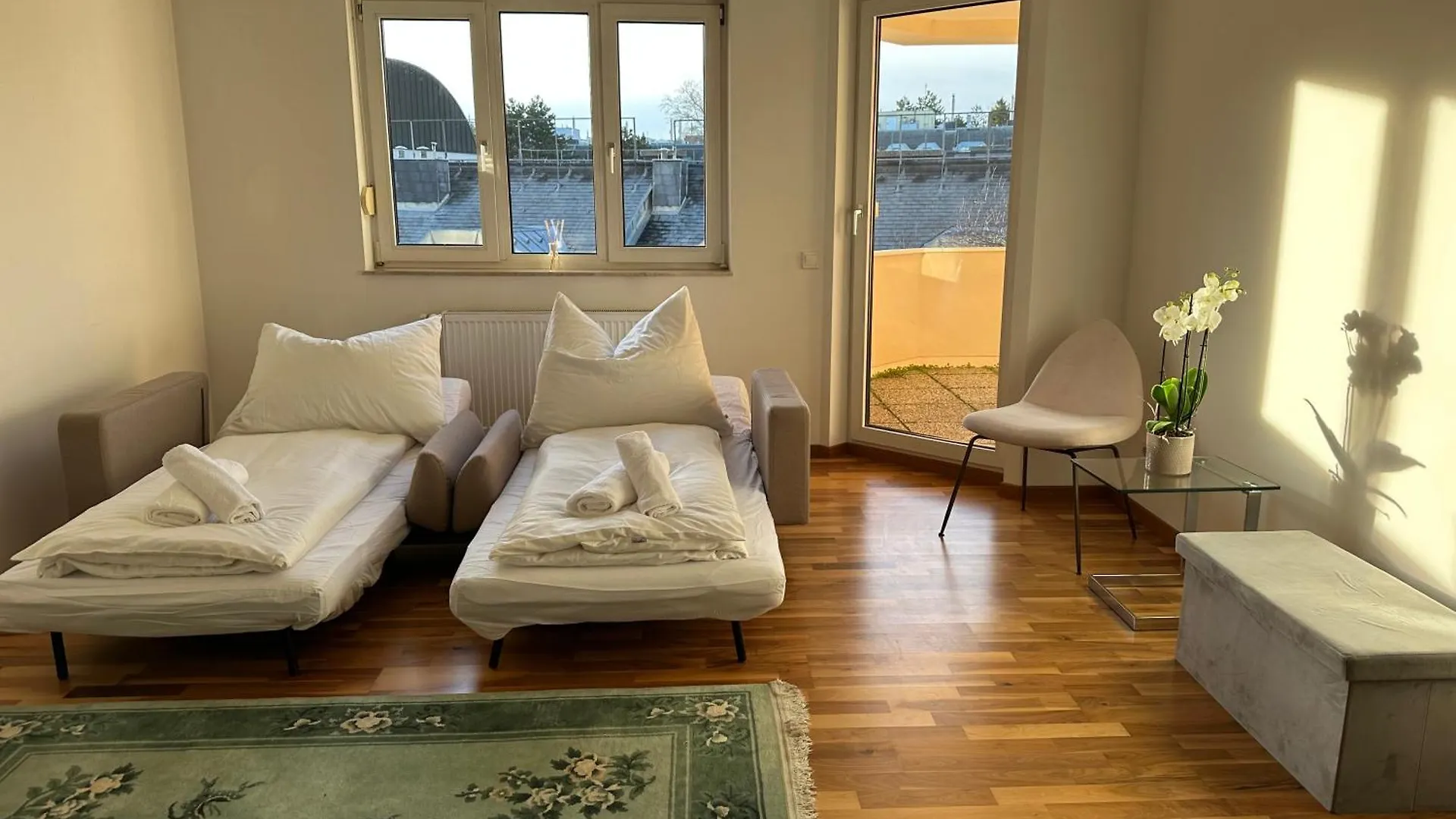 Bright & Stylish Apartment In Vienna - Newly Renovated, City Center Easy To Reach Österrike